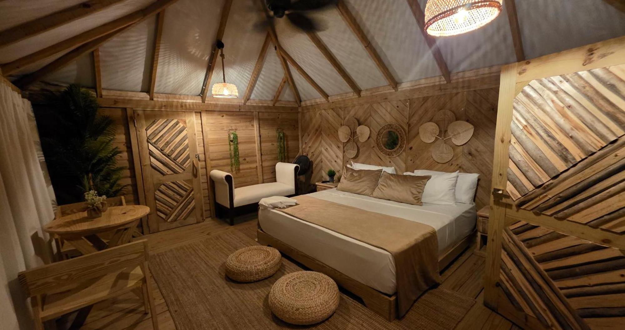 Glamping Ecolodge Cueva De Las Aguilas Pedernales Luaran gambar